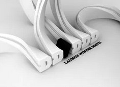 新西兰女子举重选手刷新纪录，望创更好