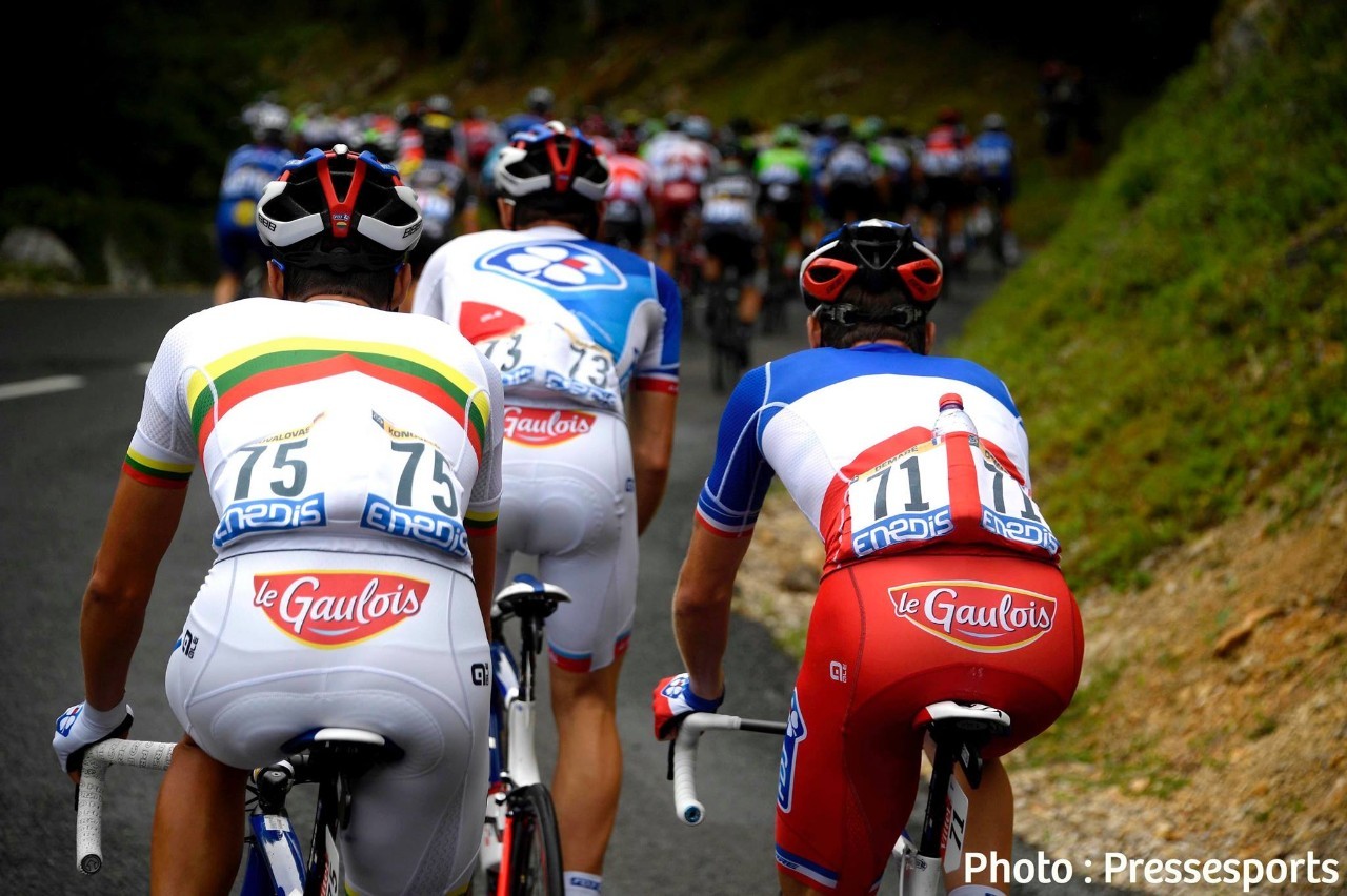 od体育课程-包含欧国联赛事高潮迭起，国家队奋力冲刺欧锦赛的词条