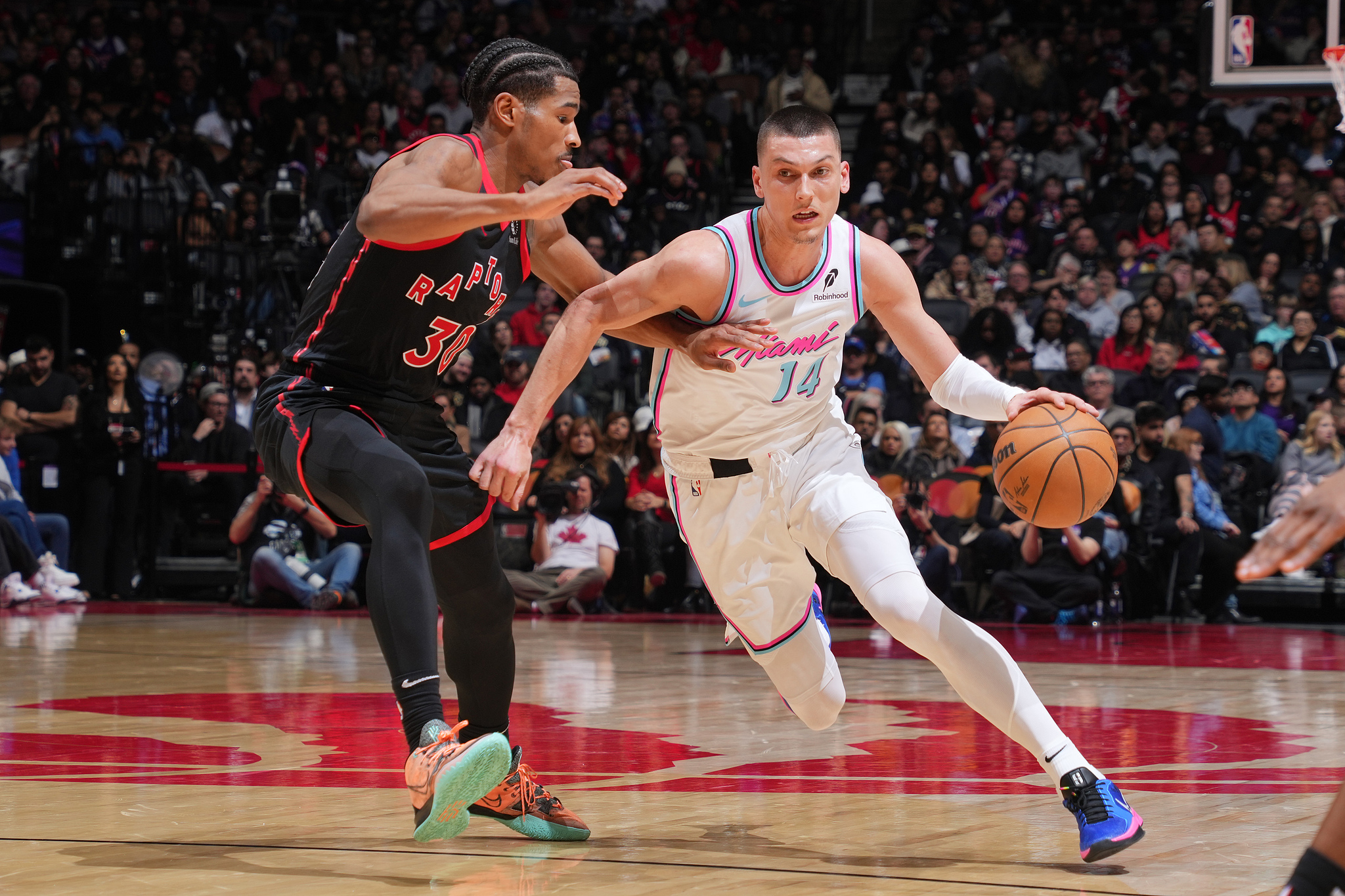 od体育网址-热火取得4连胜,锁定季后赛